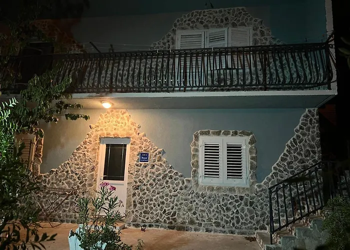 Kod Skilje Apartment *